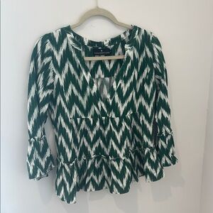 Pomander Place Tuckernuck Green and White Top